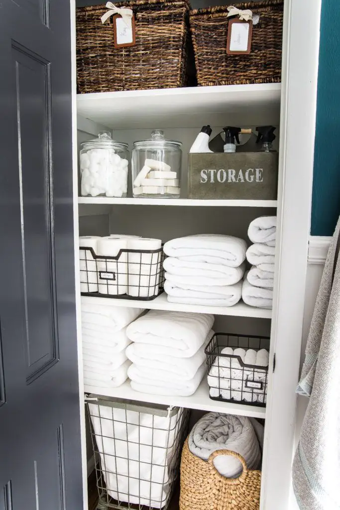 How To Store Bath Towels In Closet