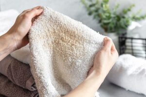 How to Strip Your Bath Towels